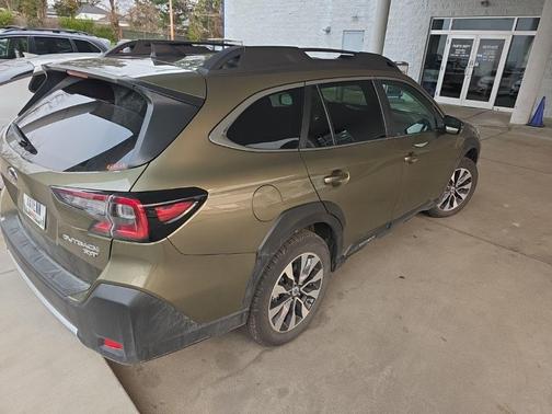 2025 Subaru Outback Limited XT