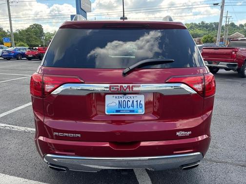 2019 GMC Acadia Denali