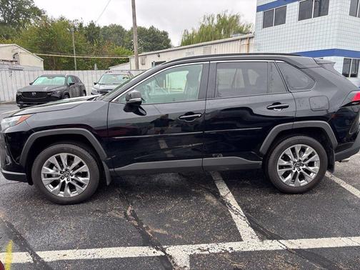 Black 2025 Toyota RAV4 XLE Premium