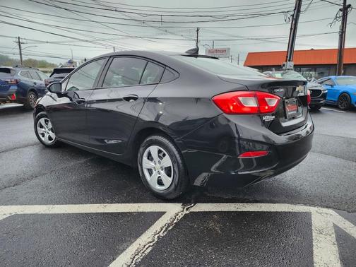 2018 Chevrolet Cruze LS