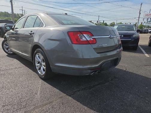 2012 Ford Taurus SEL