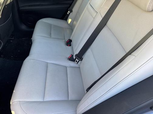 2013 Lexus ES 350 Base