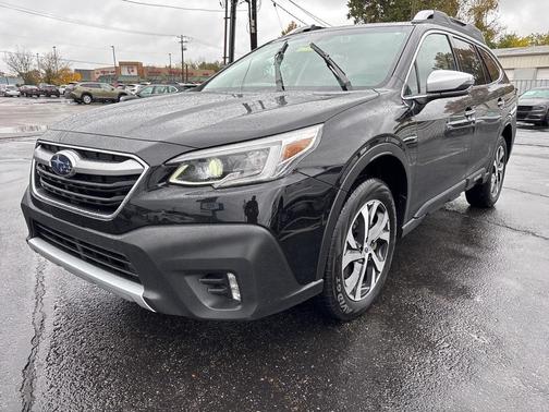 2022 Subaru Outback Touring