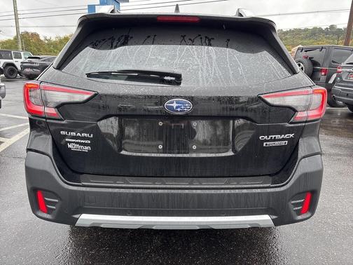 2022 Subaru Outback Touring