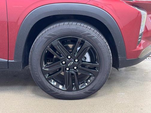 Crimson Metallic 2024 Chevrolet Trax ACTIV