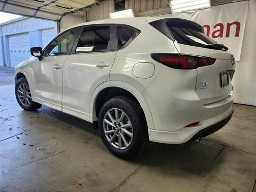 2025 Mazda CX-5 Select