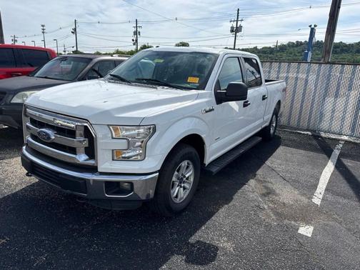 Oxford White 2015 Ford F-150 XLT