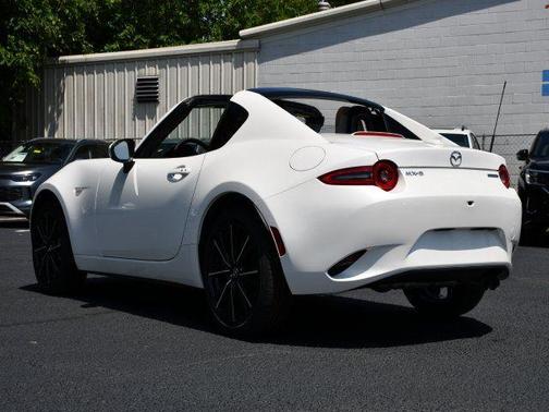 Snowflake White Pearl 2026 Mazda MX-5 Miata Grand Touring