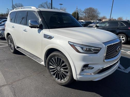 2023 INFINITI QX80 SENSORY