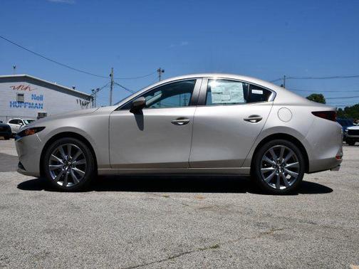 Platinum Quartz Metallic 2026 Mazda Mazda3 FWD w/Preferred Package
