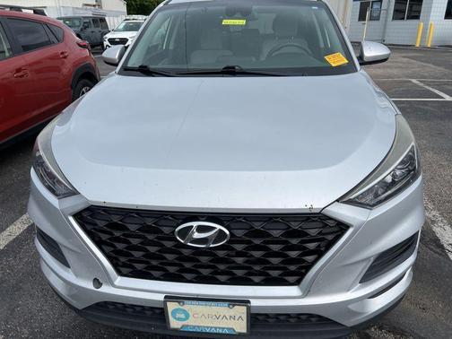 Molten Silver 2019 Hyundai TUCSON SE