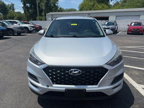 Molten Silver 2019 Hyundai TUCSON SE