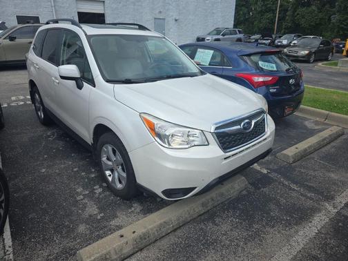 Satin White Pearl 2014 Subaru Forester 2.5i Premium