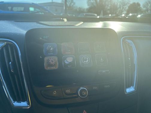 2017 Chevrolet Malibu 1LT