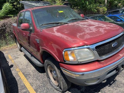 Red 2001 Ford F-150 SuperCrew