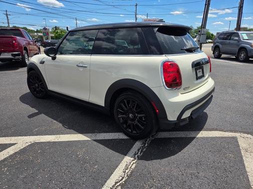 2023 MINI Hardtop Cooper