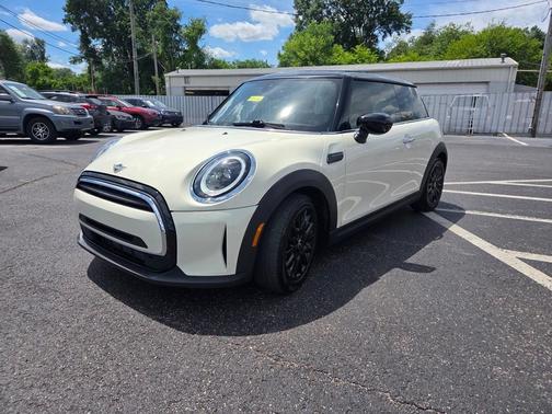 2023 MINI Hardtop Cooper