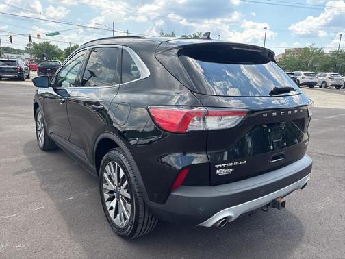 2020 Ford Escape Titanium