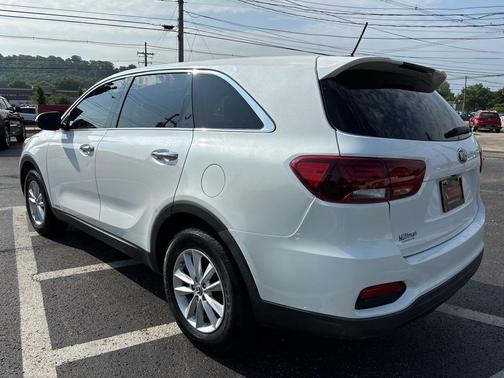 2020 Kia Sorento LX