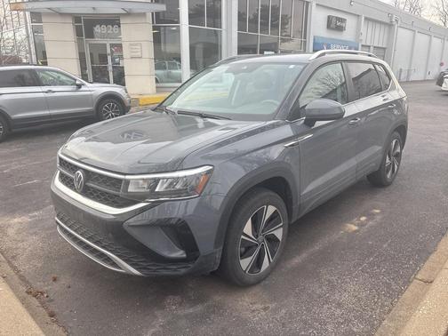 2024 Volkswagen Taos 1.5T SE