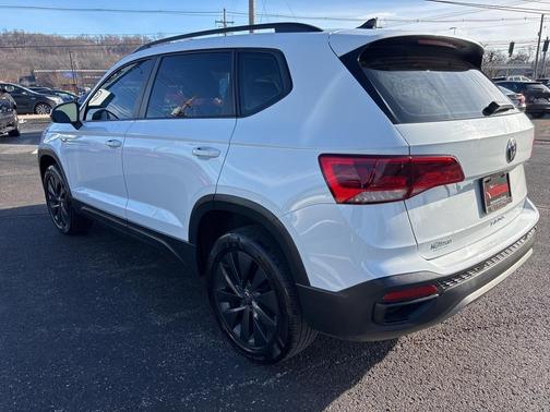 2022 Volkswagen Taos 1.5T S