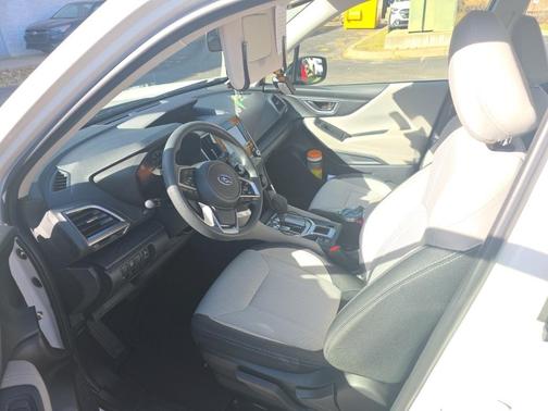 2024 Subaru Forester Base (CVT)