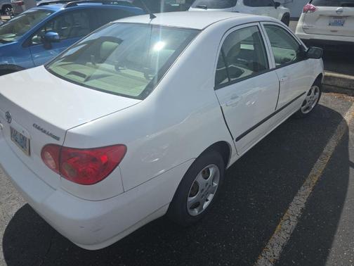 Super White 2007 Toyota Corolla