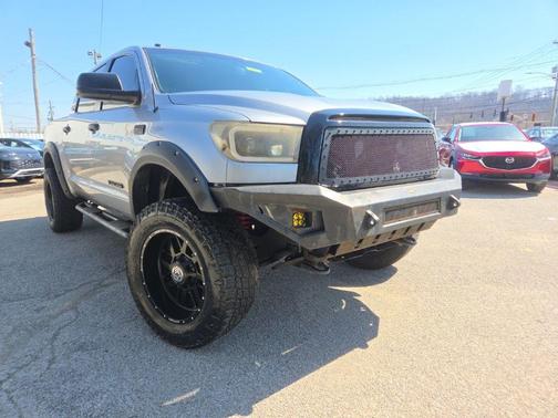 2013 Toyota Tundra Grade
