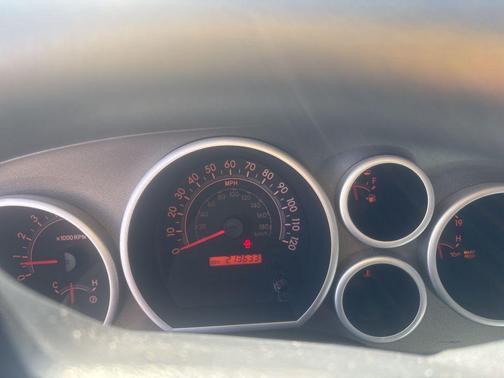 2013 Toyota Tundra Grade