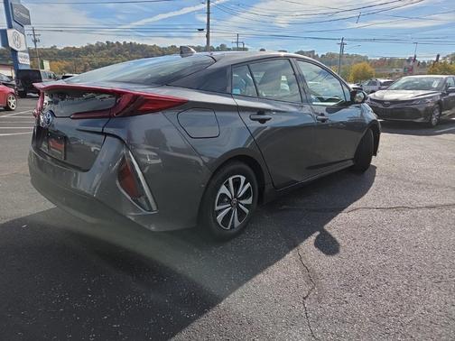 2017 Toyota Prius Prime Advanced