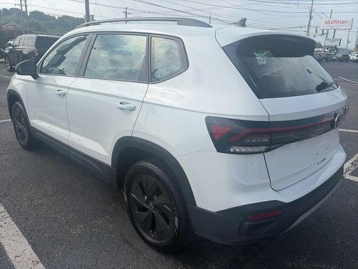 Pure White 2025 Volkswagen Taos 1.5T S