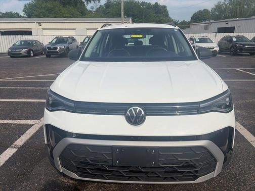 Pure White 2025 Volkswagen Taos 1.5T S