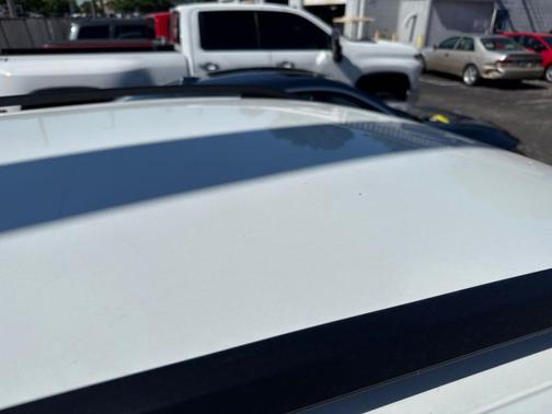 Pure White 2025 Volkswagen Taos 1.5T S
