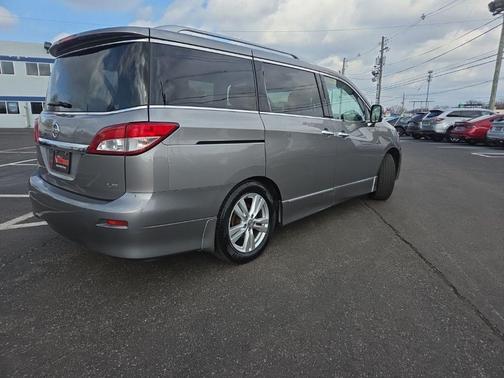 2011 Nissan Quest LE