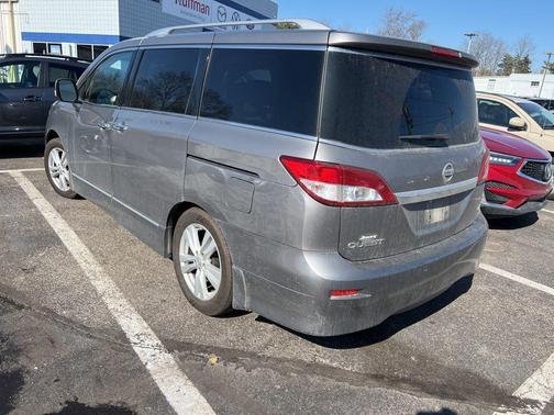 2011 Nissan Quest LE
