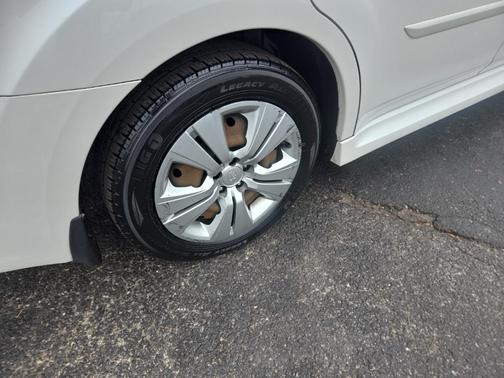 2014 Subaru Legacy 2.5i