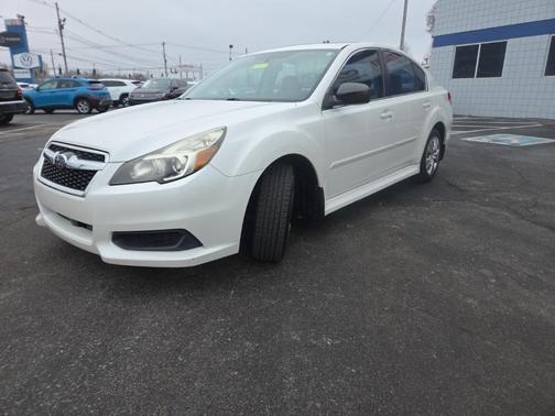 2014 Subaru Legacy 2.5i