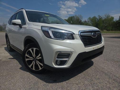 Crystal White Pearl 2021 Subaru Forester Limited