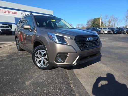 2023 Subaru Forester Premium