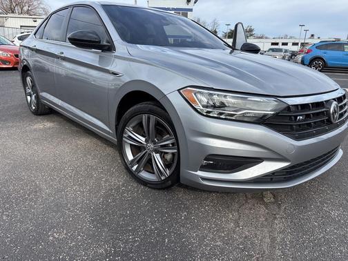 2020 Volkswagen Jetta 1.4T R-Line