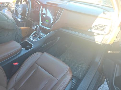 2022 Subaru Outback Touring