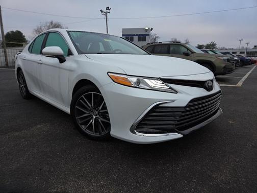 2023 Toyota Camry XLE