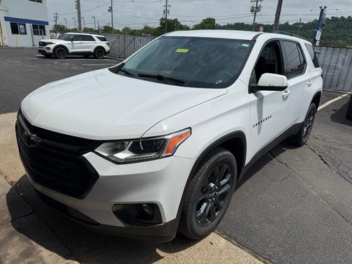 2021 Chevrolet Traverse RS
