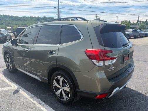 Jasper Green Metallic 2019 Subaru Forester Touring