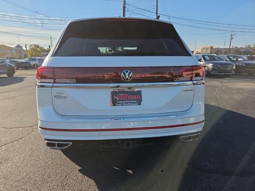 2024 Volkswagen Atlas 2.0T SEL Premium R-Line