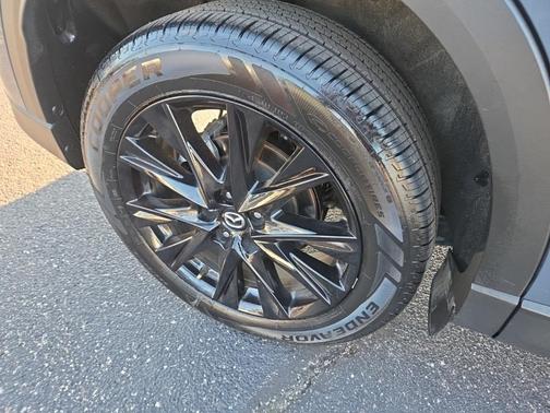 2025 Mazda CX-5 Carbon Edition