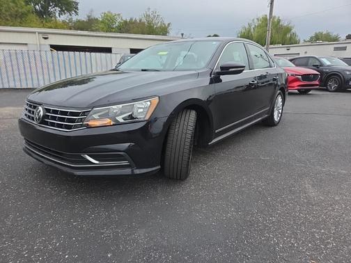 2017 Volkswagen Passat 1.8T SE