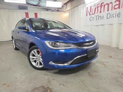 2016 Chrysler 200 Limited