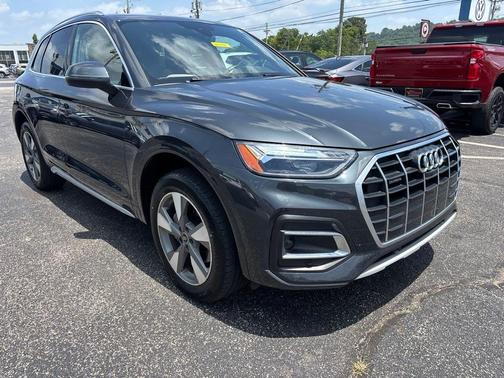 Manhattan Gray Metallic 2023 Audi Q5 40 Premium Plus