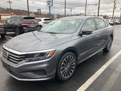 2022 Volkswagen Passat 2.0T Limited Edition